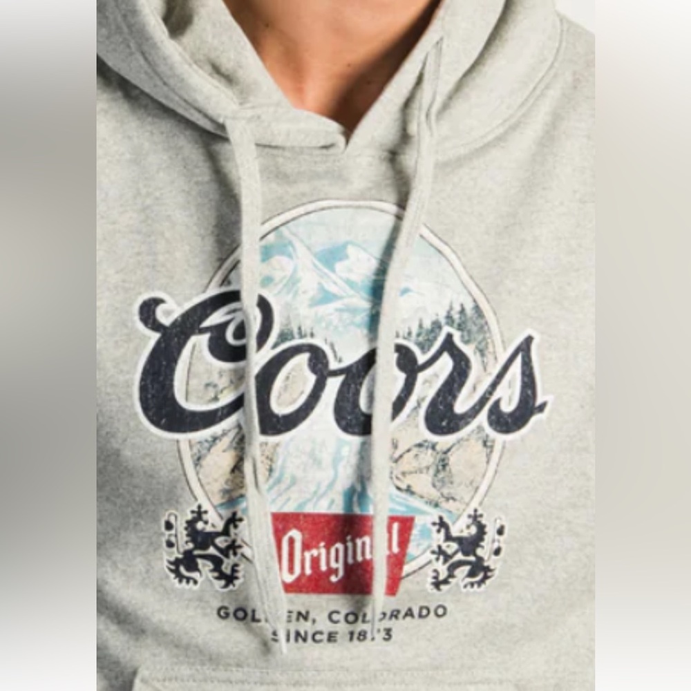 Boathouse -Coors Distressed Hoody- Like new- Sz L
🍺 ⛰️- so comfy , great quality - Picture 2 of 6